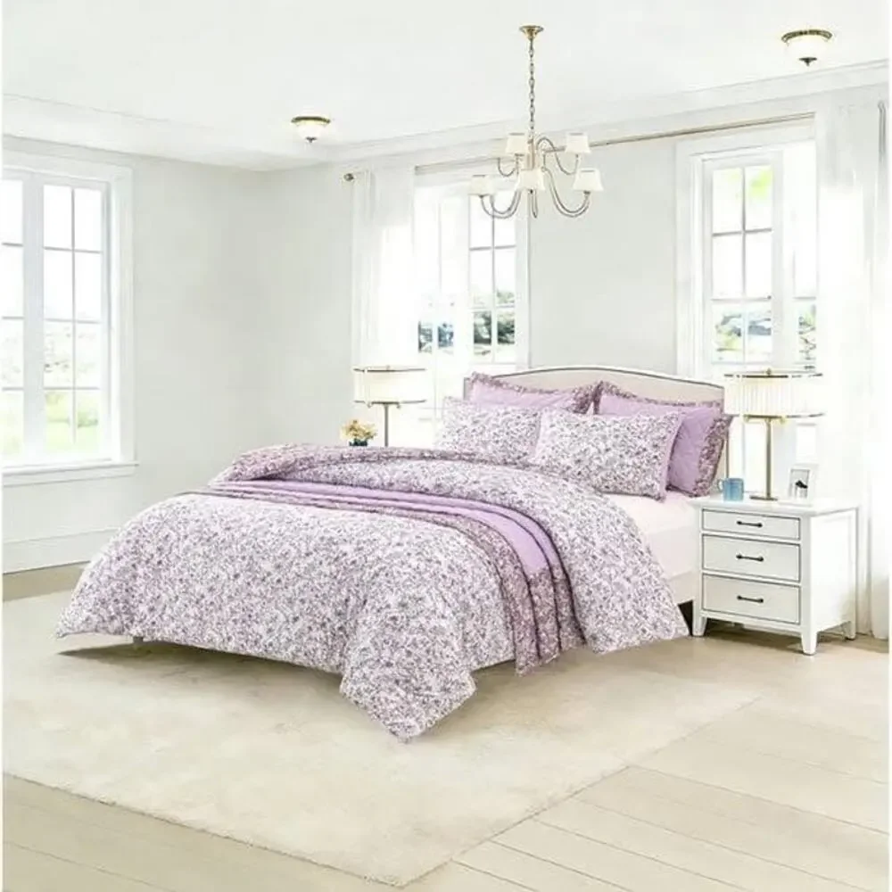 NWT Vera Bradley King 3-Piece Comforter Set, Floral Black and White Reversible
